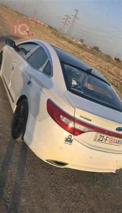هیوندای ازێرا